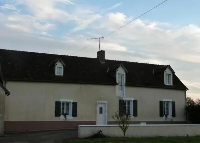 Vallon-sur-gée, 6 Pièces, 10 Personnes - Fr-1-410-212 Hébergement de vacances